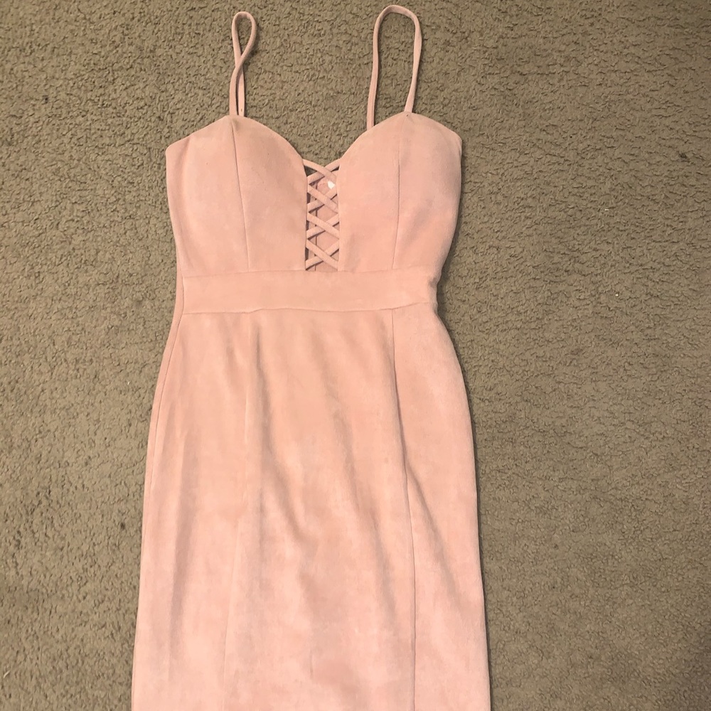 Pink dress - Picture 2 of 3